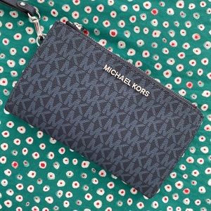 Michael Kors wristlet wallet